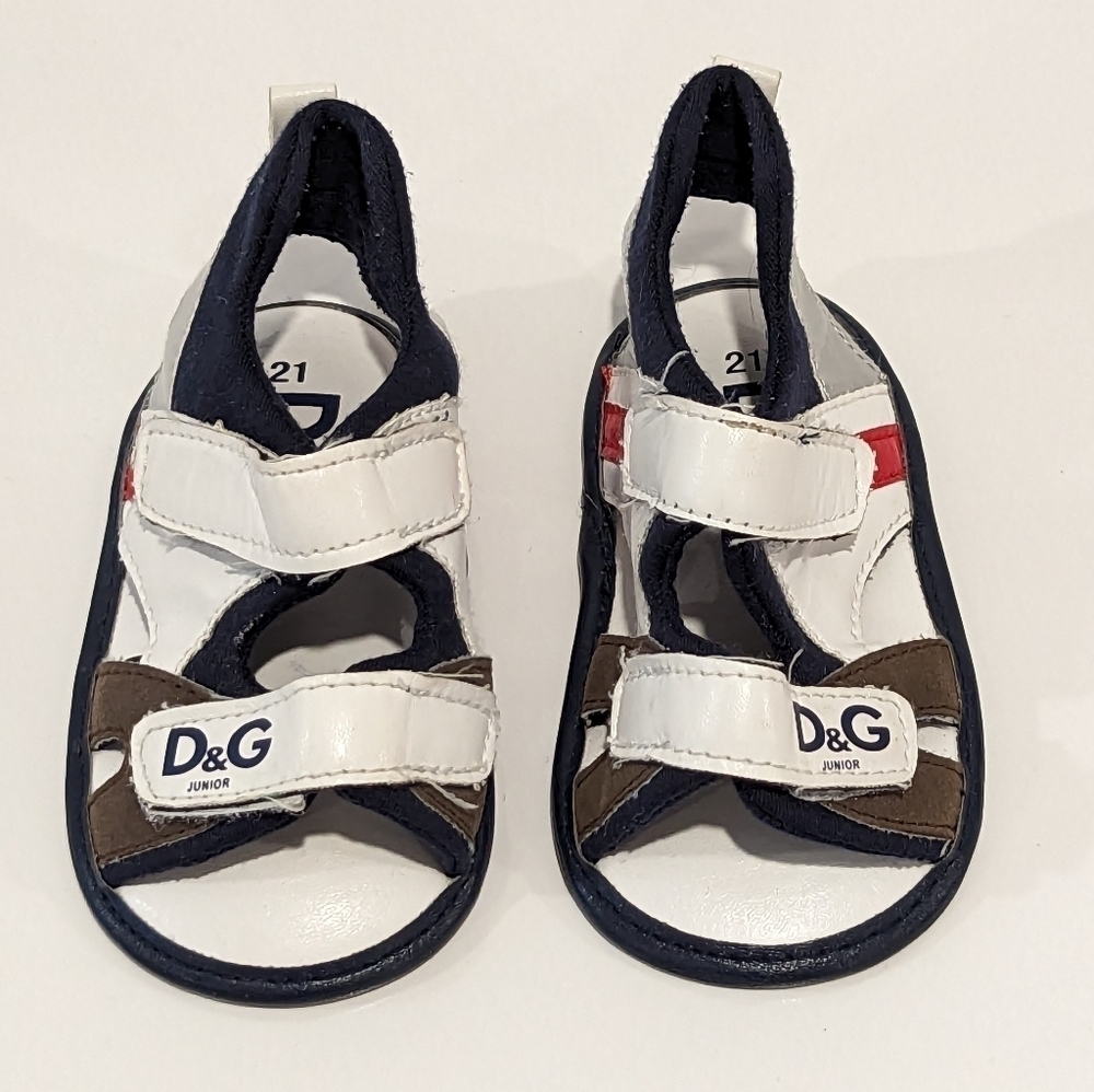Dolce & Gabbana Junior White Baby Strap Sandals size 21
